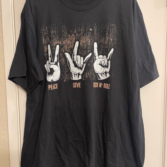 Various brand new tshirts size 2X - Picture 2 of 6